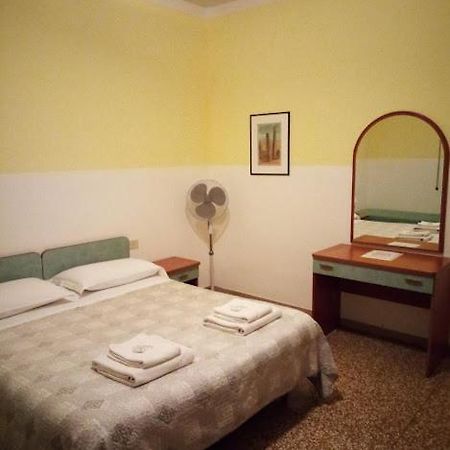 B&B Silvano ボローニャ エクステリア 写真